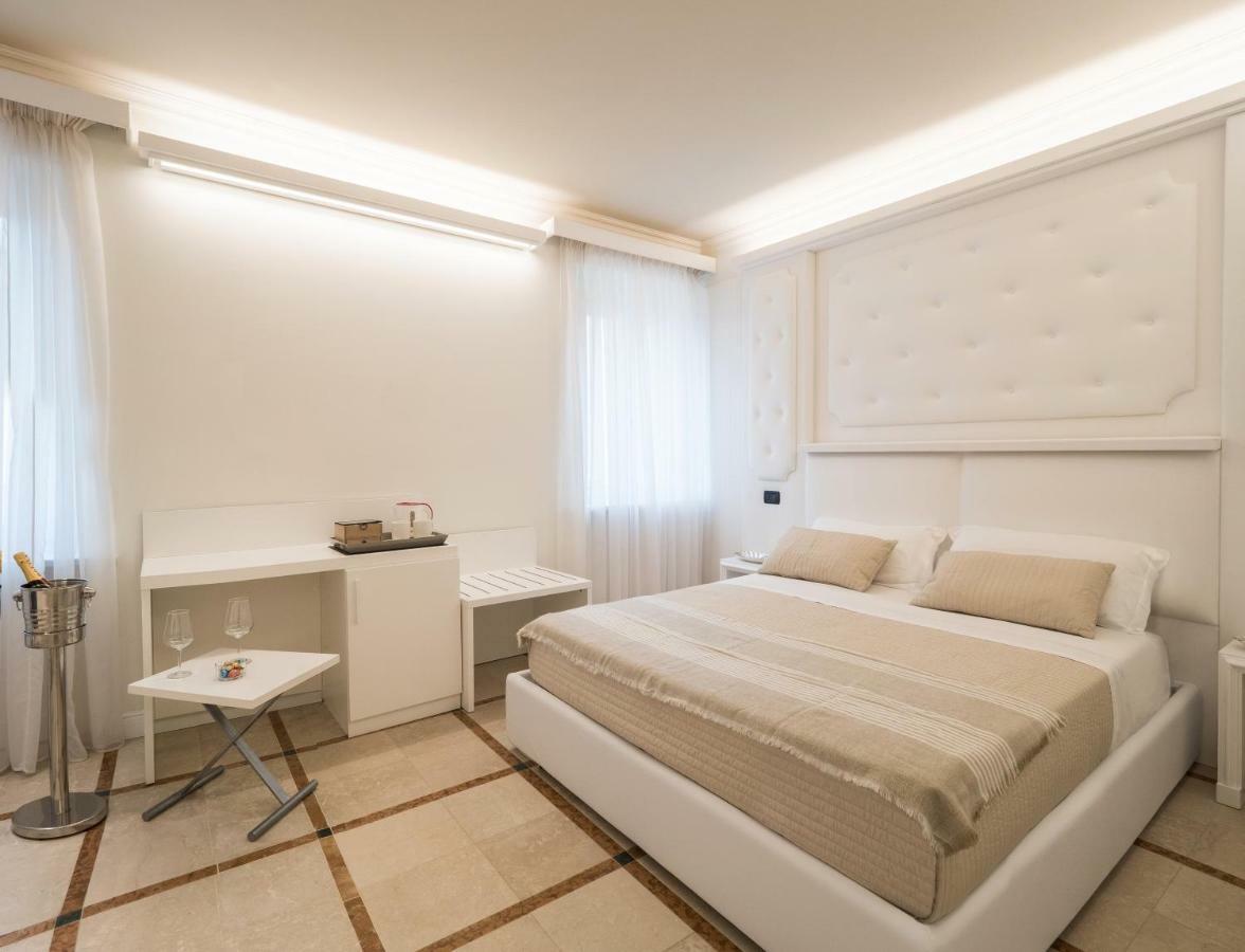 Opera Arte Rooms Porto Recanati Extérieur photo